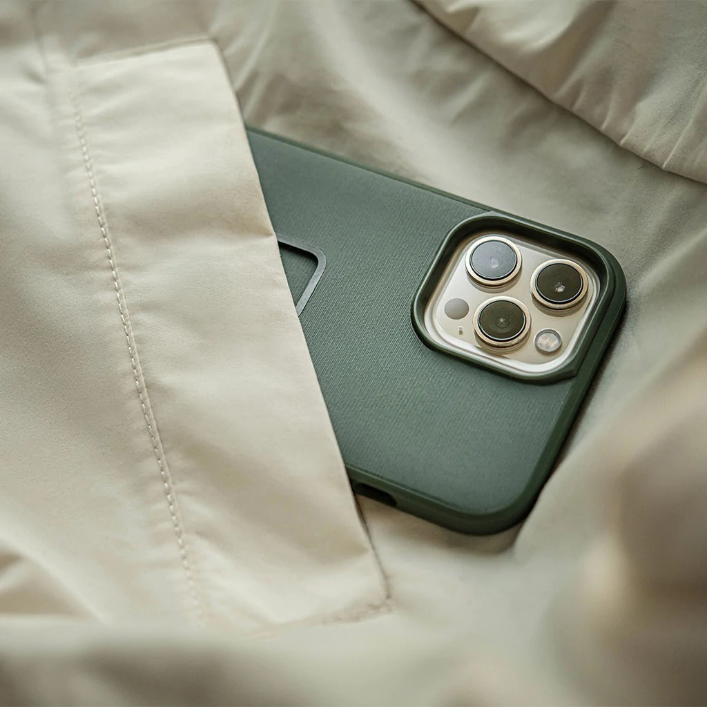 Peak Design Mobile Everyday Case pre iPhone 15 Pro V2 - Redwood