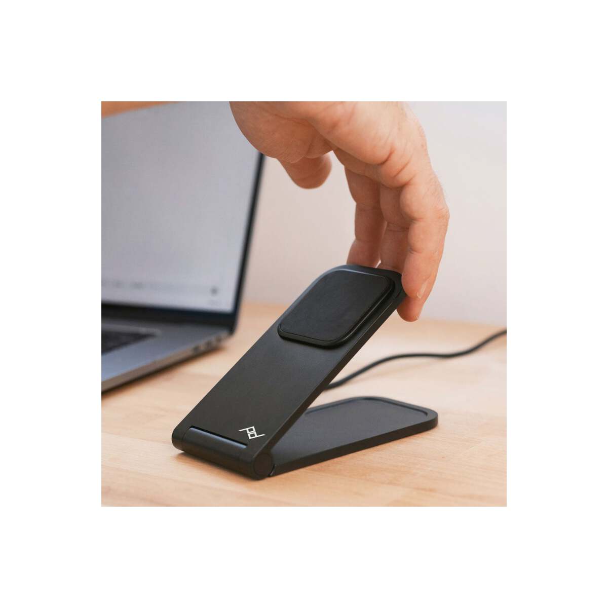 PeakDesign - Wireless Charging Stand - Black