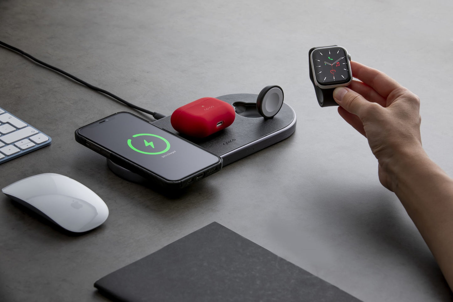 Epico Wireless Charging Base 3in1 čierna PU koža- space grey základňa