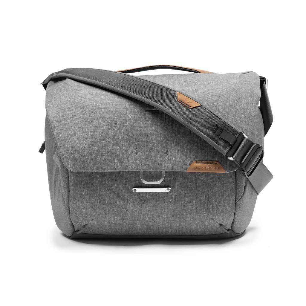 Taška Everyday Messenger Peak Design 13l - šedá