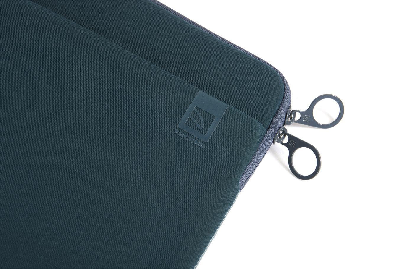 Tucano Top Second Skin puzdro pre Macbook Pro 13" - modrá