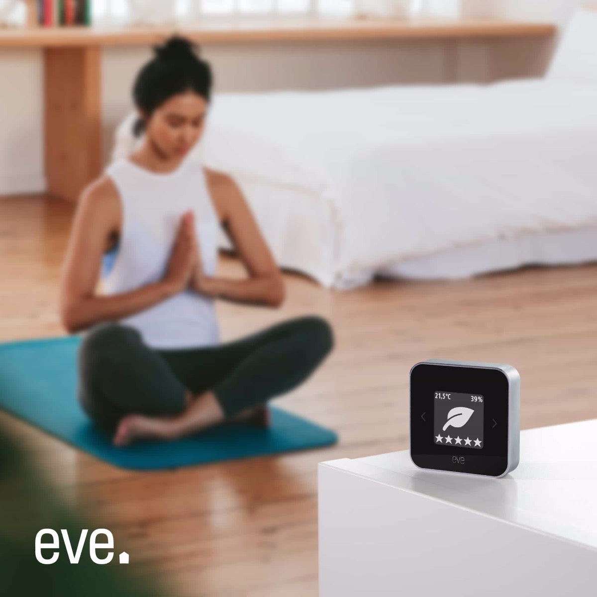 Vnútorný monitor kvality ovzdušia Eve Room s podporou Thread