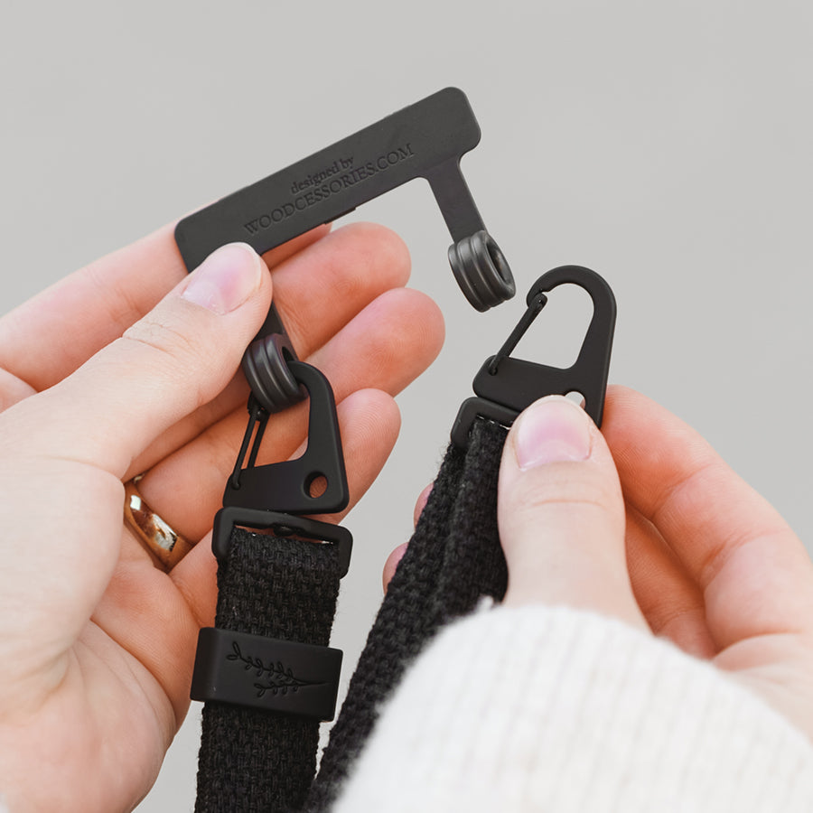 Woodcessories Change Case Lanyard - Black - iPhone 14/13