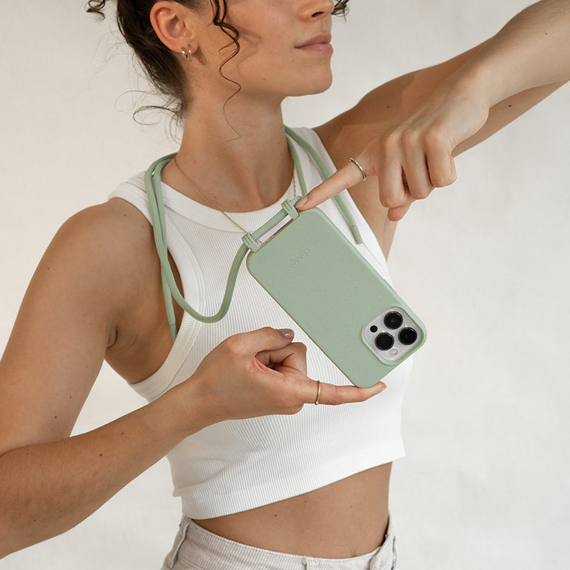 Woodcessories Change Case Bio - Green - iPhone 14 Pro