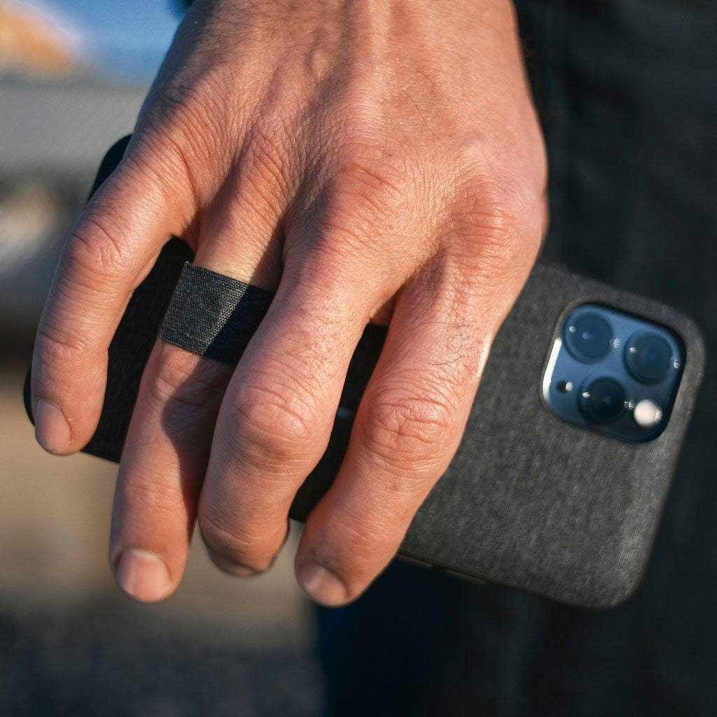 Peak Design Mobile Everyday Loop Case pre iPhone 15 Pro V2 - Midnight