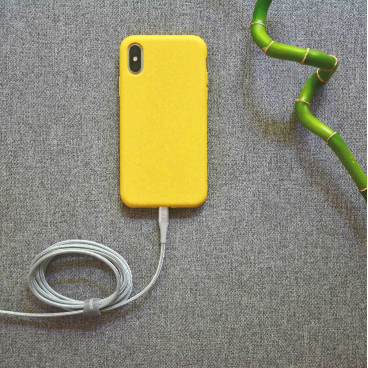 Innocent Eco Planet Case iPhone 8/7 - Žltý