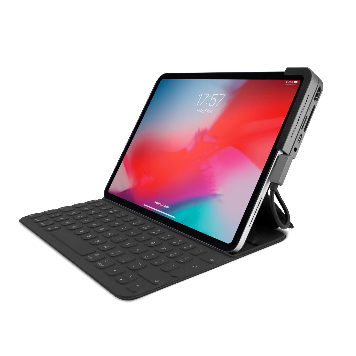 Epico USB-C Hub Pad pre iPad Pro – vesmírne sivý – používanie s iPadom