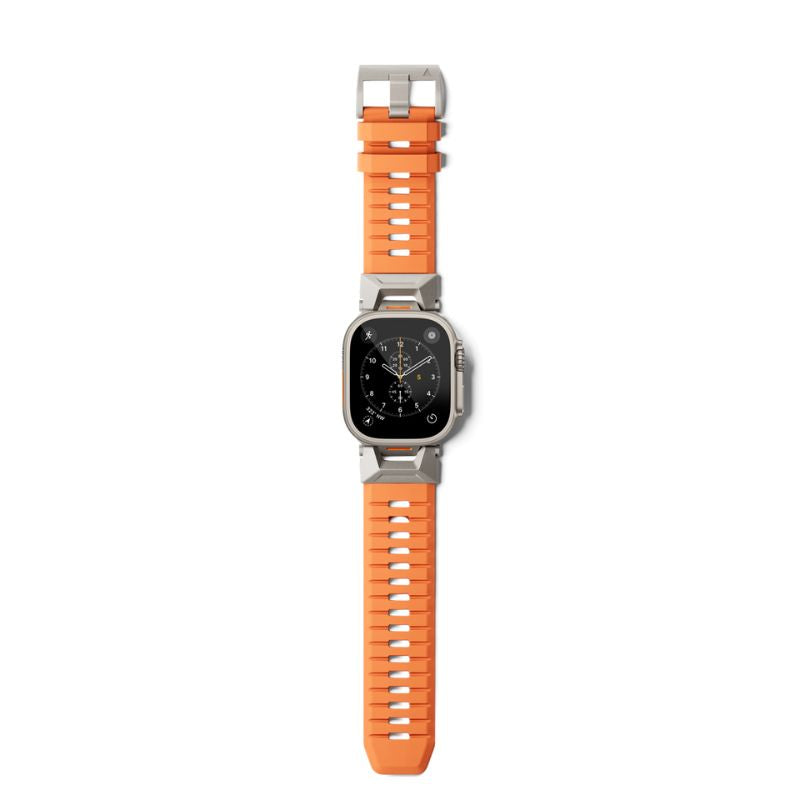 Epico Rubber Pro remienok s nerezovým zapínaním pre Apple Watch 49/46/45/44/42mm - oranžová
