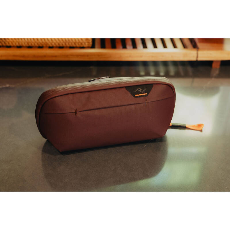 Peak Design Wash Pouch Small 1L - vínové - iSTYLE.sk