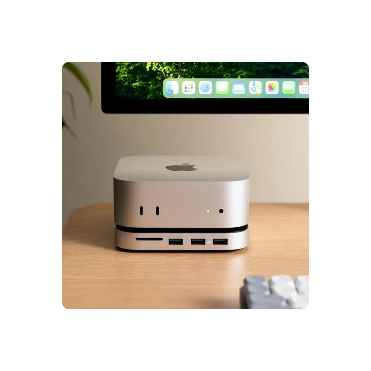 Rozširujúci stojan pre Mac Mini M4 Satechi Stand & Hub s SSD úložiskom - iSTYLE.sk