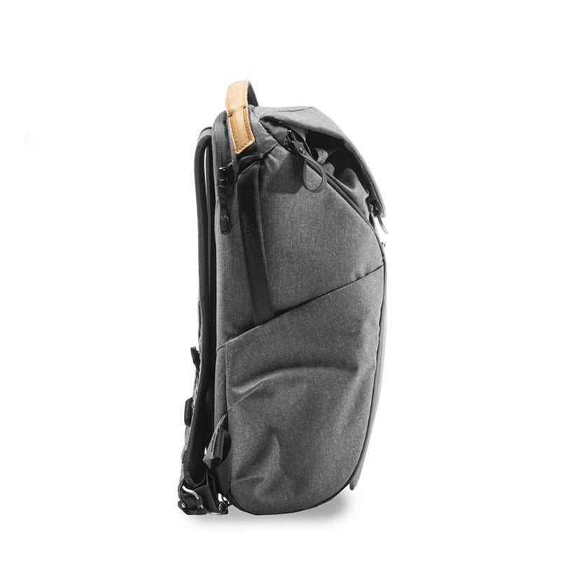 Batoh Peak Design Everyday Backpack 20L v2 - Charcoal (tmavo šedý)