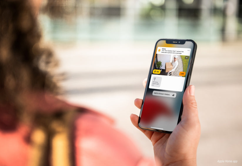 Vonkajšia HomeKit kamera Eve Outdoor Cam Secure Floodlight Camera