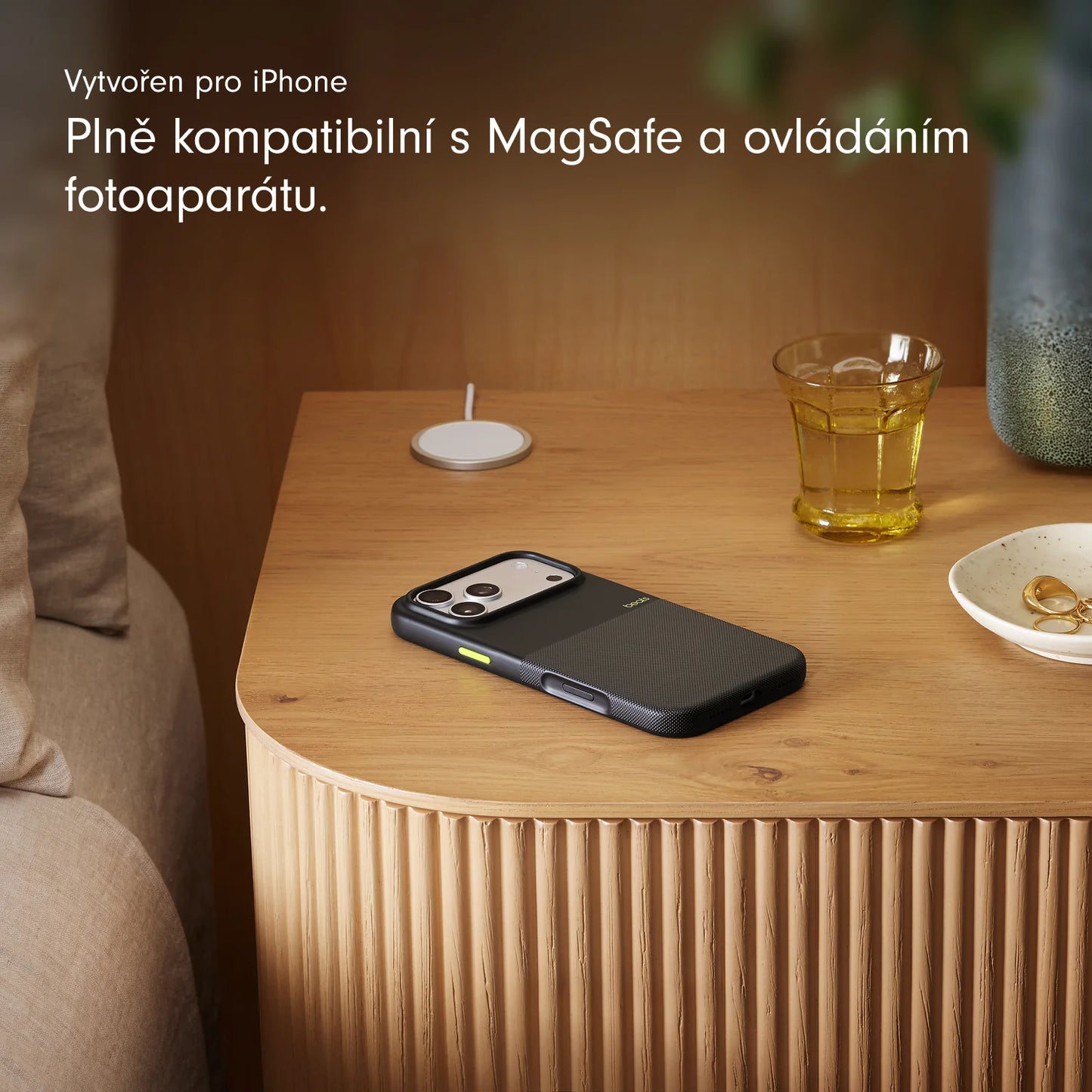 Odolný kryt pre iPhone 17 Pro Max Beats s MagSafe a ovládačom fotoaparátu