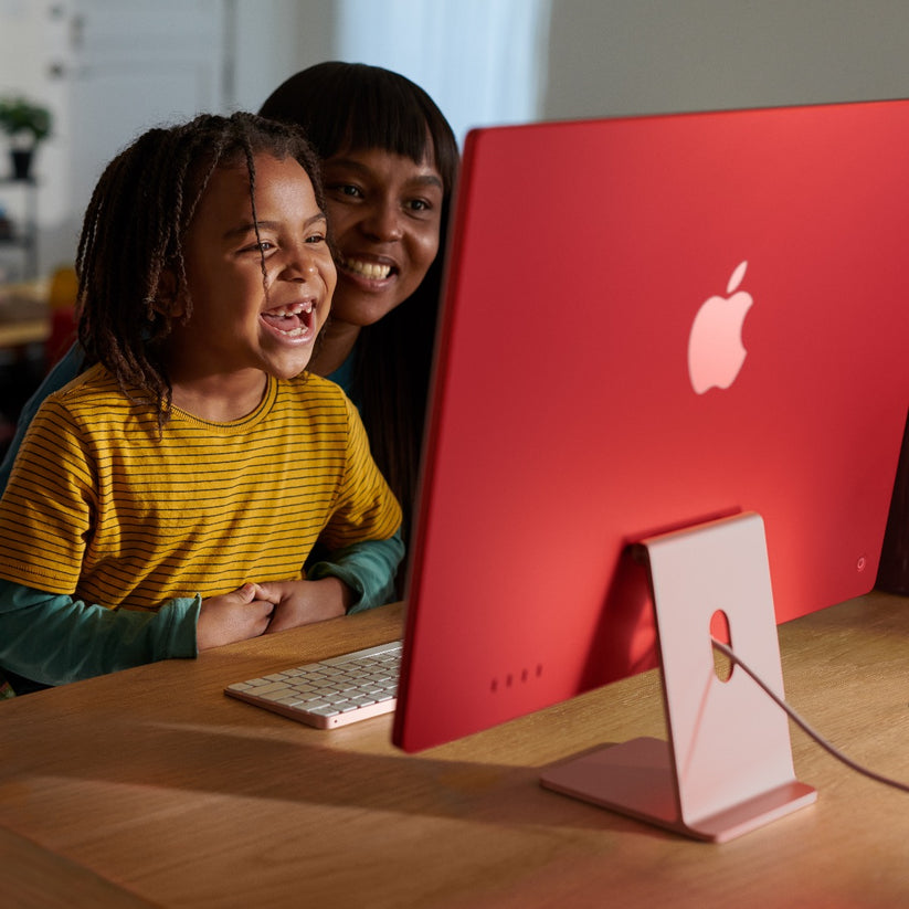 24-palcový iMac s Retina 4.5K displejom: Apple M3 čip s 8 jadrovým CPU a 10 jadrovým GPU, 512GB SSD - Pink