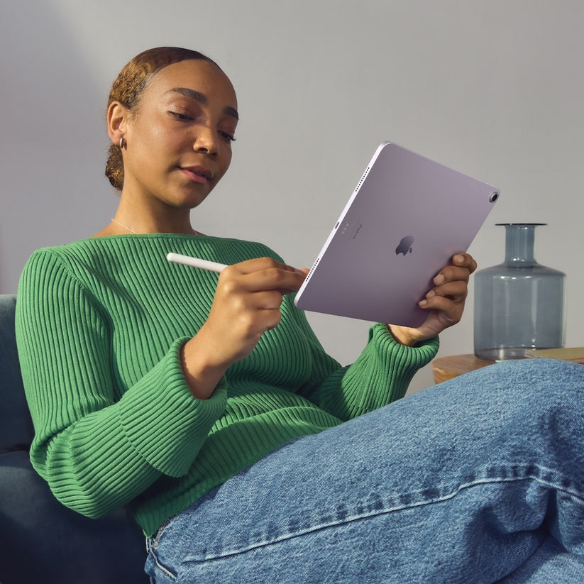 Apple 11palcový iPad Air Wi-Fi + Cellular 128GB - vesmírne šedý