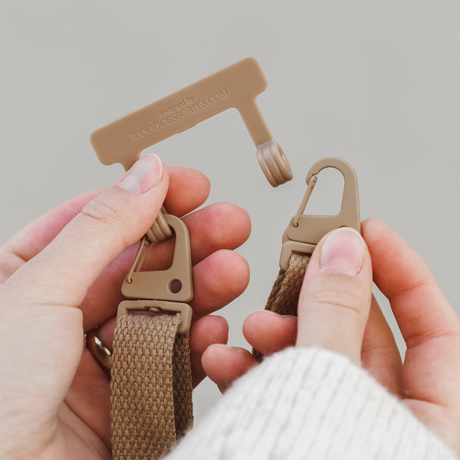 Woodcessories Change Case Lanyard - Taupe Brown- iPhone 14/13