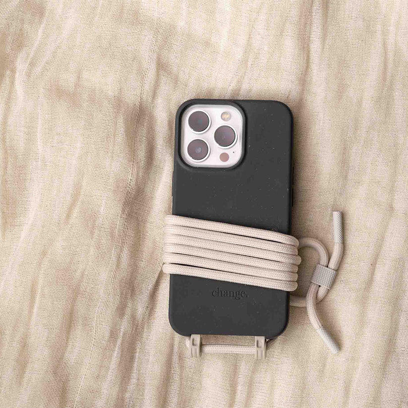 Woodcessories Change Case Bio - Black - iPhone 14 Plus