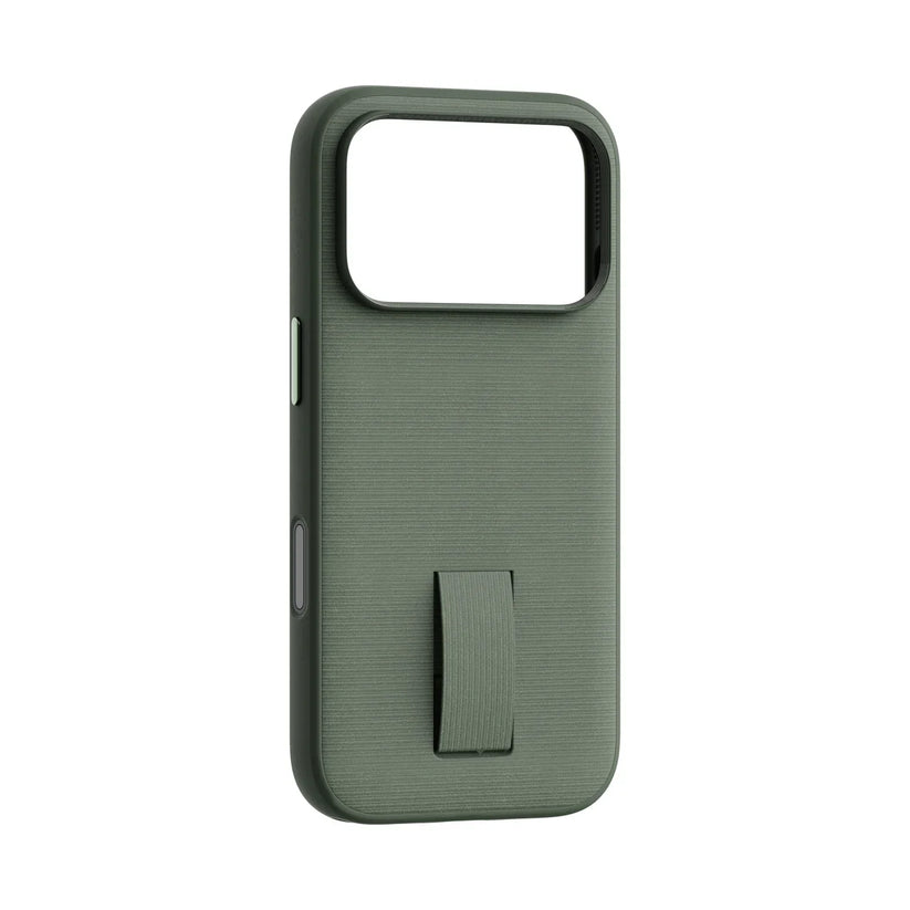 Kryt s pútkom Peak Design Everyday Case pre iPhone 18 Pro – šalviovo zelený – šikmý pohľad zozadu