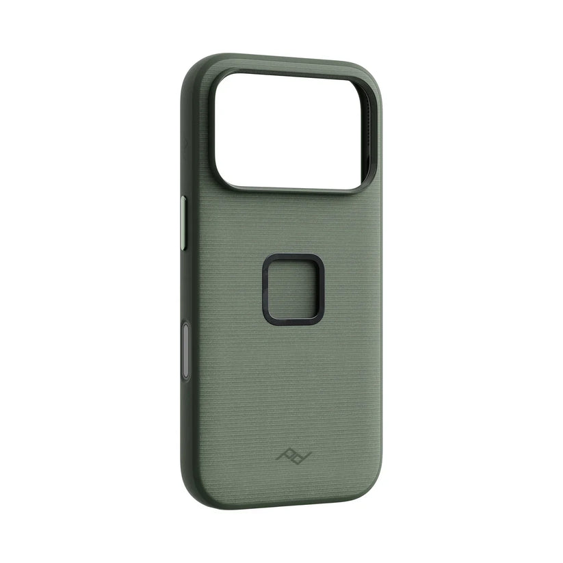 Kryt Peak Design Everyday Case SlimLink pre iPhone 18 Pro – šalviovo zelený – šikmý pohľad zozadu