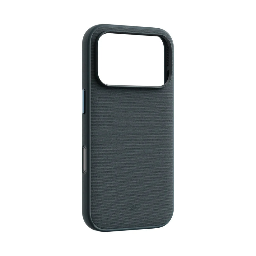 Kryt Peak Design Everyday Case pre iPhone 18 Pro – oceánovo modrý – šikmý pohľad zozadu