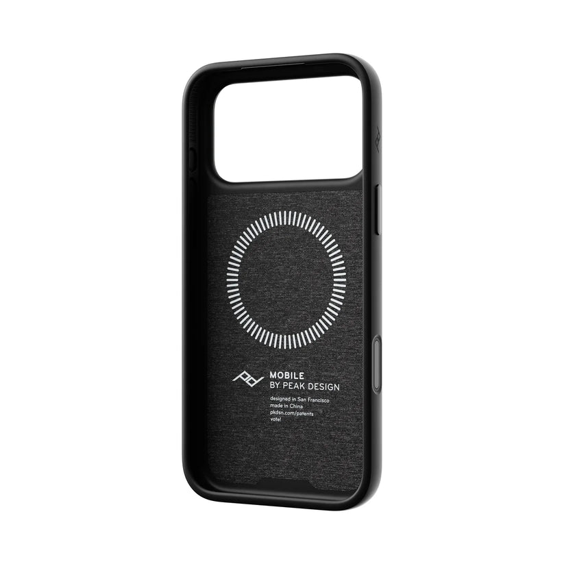 Kryt Peak Design Everyday Case pre iPhone 18 Pro Max – tmavosivý – šikmý pohľad zvnútra