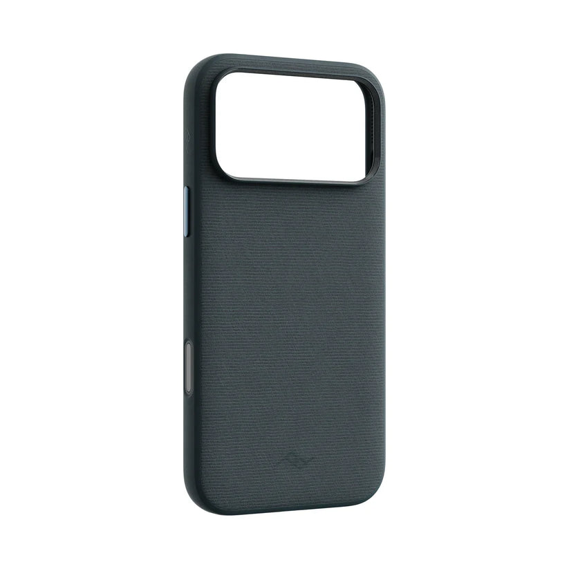 Kryt Peak Design Everyday Case pre iPhone 18 Pro Max – oceánovo modrý – šikmý pohľad zozadu
