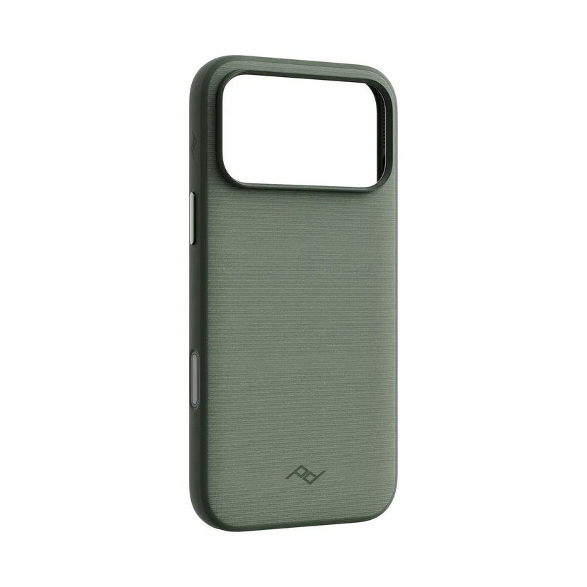Kryt Peak Design Everyday Case pre iPhone 18 Pro Max – šalviovo zelený – šikmý pohľad zozadu
