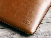 Red Ant  MacBook Pro 13 / Air Retina brown Whiskey Aroma sleeve case