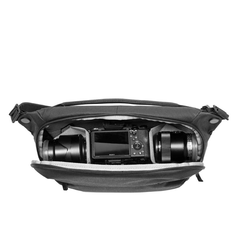 Taška Everyday Sling Peak Design 10l - čierna
