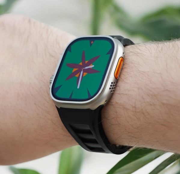 Innocent Rubber Loop remienok pre Apple Watch 49mm - Čierna