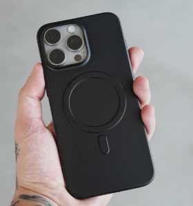 Innocent Minimálne Magnetické púzdro pre iPhone 15 Pro Max - Čierna