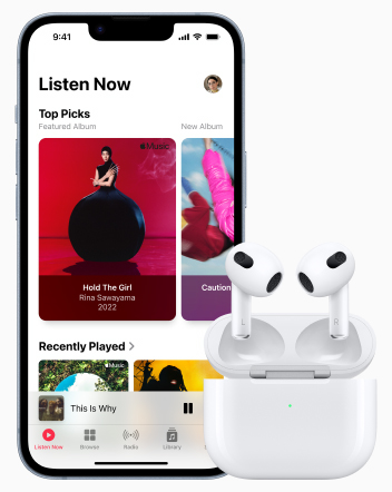 iPhone s AirPods